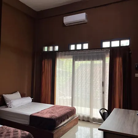 Fullmoon Homestay